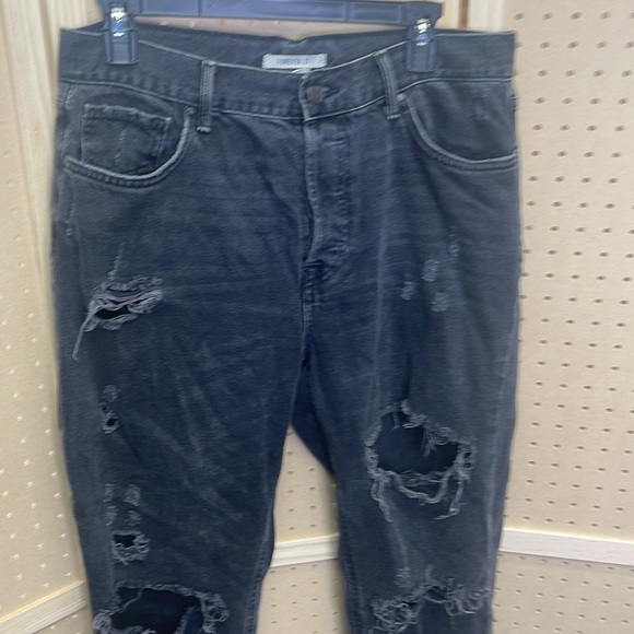 Forever 21 black‎ distressed jeans size 30 - Picture 4 of 8